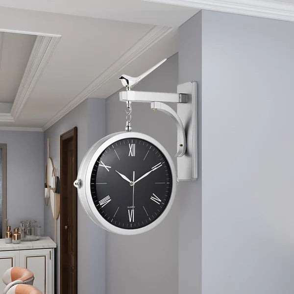 RomanClock - Doppio Lato Orologio da Parete - Eleganza e Funzionalità